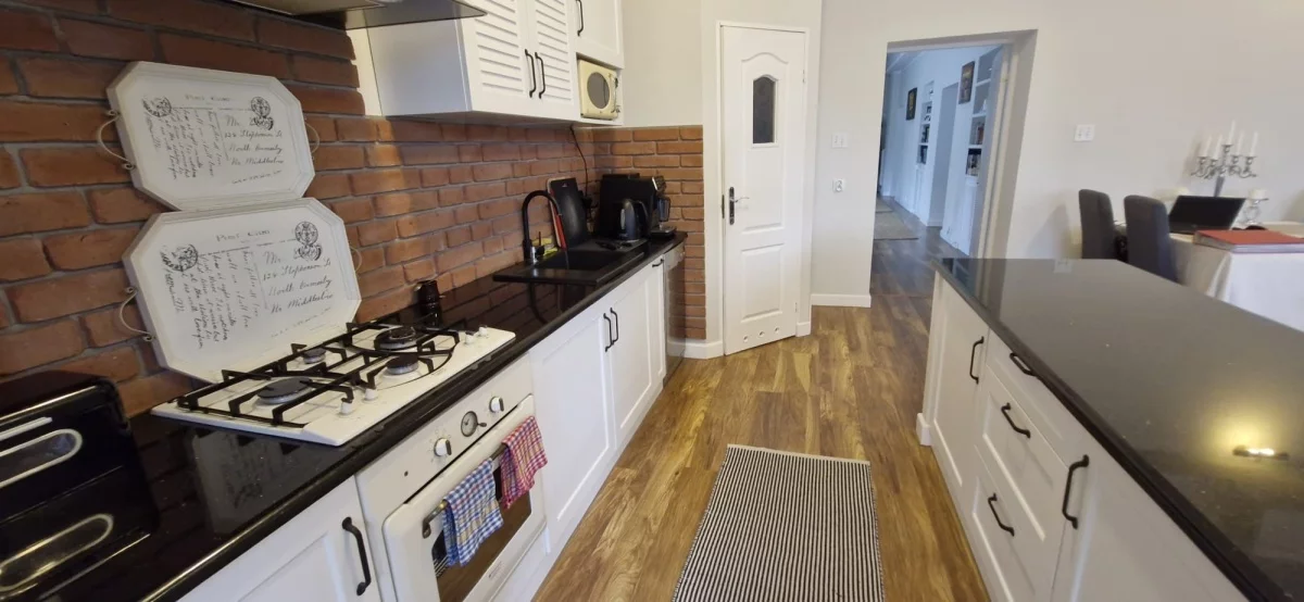 3 pokoje, mieszkanie 143,00 m², parter, oferta nr , 834330, Jakuszów