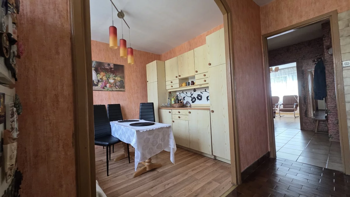 3 pokoje, mieszkanie 62,00 m², piętro 3, oferta nr , 834288, Łódź, Socjalna