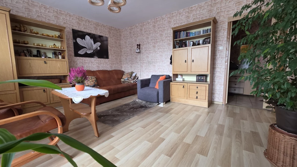 3 pokoje, mieszkanie 62,00 m², piętro 3, oferta nr , 834288, Łódź, Socjalna