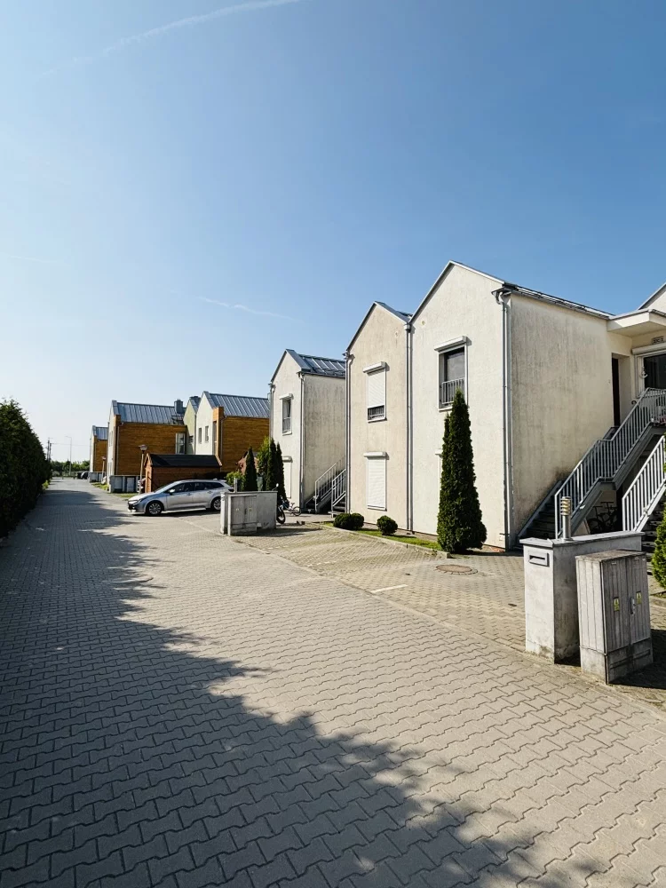 3 pokoje, mieszkanie 69,00 m², piętro 1, oferta nr , 833109, Plewiska, Tęczowa
