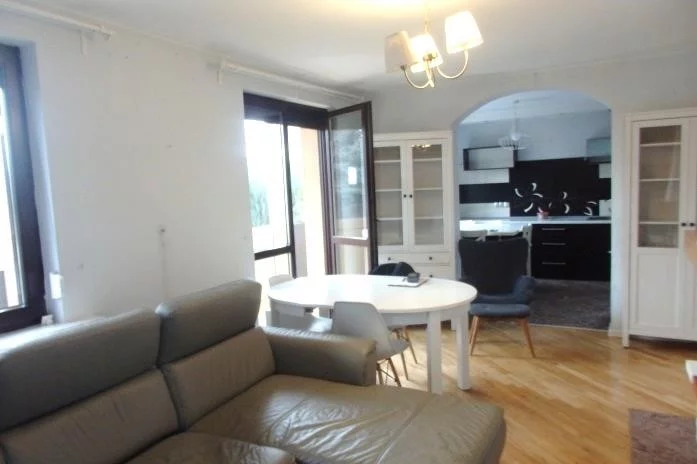 3 pokoje, mieszkanie 79,00 m², piętro 1, oferta nr , 830660, Tarnów, Zbylitowska