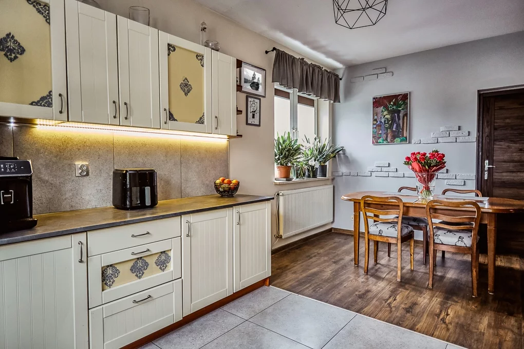 4 pokoje, mieszkanie 72,00 m², piętro 1, oferta nr , 834256, Ząbki, Szwoleżerów