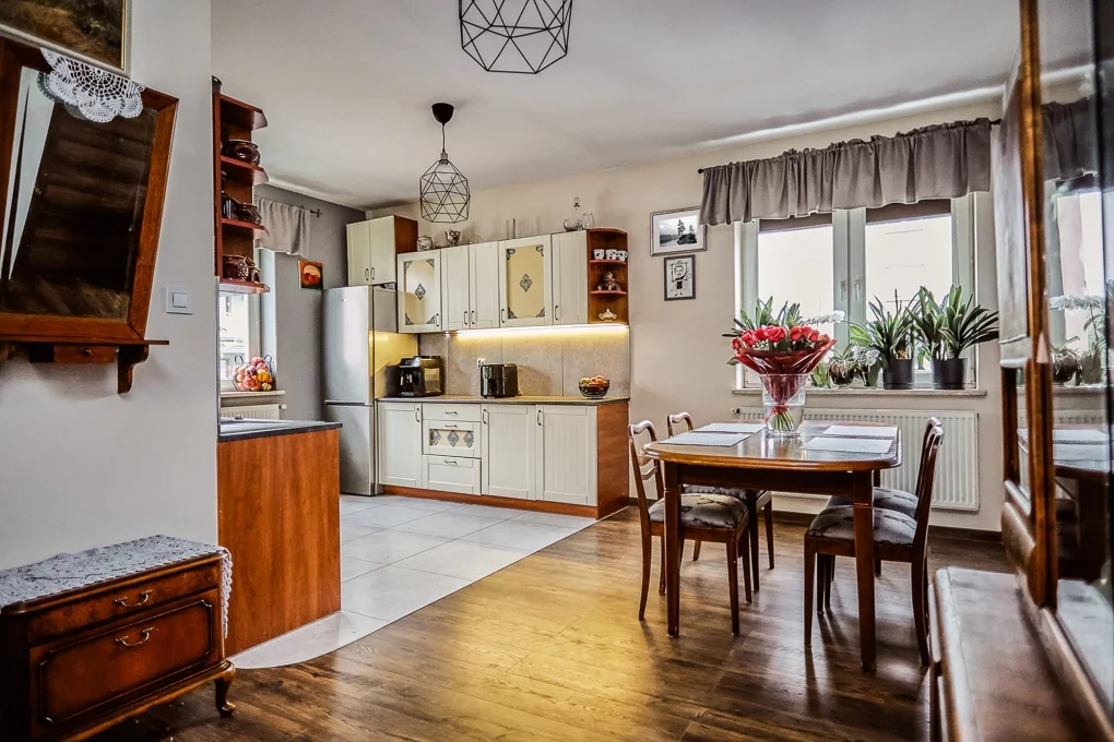 4 pokoje, mieszkanie 72,00 m², piętro 1, oferta nr , 834256, Ząbki, Szwoleżerów