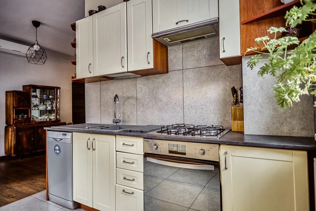 4 pokoje, mieszkanie 72,00 m², piętro 1, oferta nr , 834256, Ząbki, Szwoleżerów
