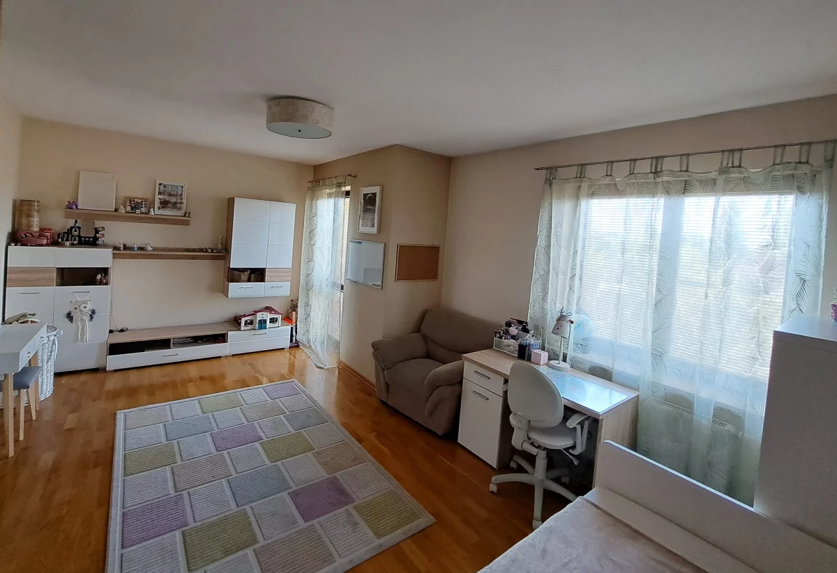 5 pokoi, mieszkanie 141,00 m², piętro 1, oferta nr , 833671, Piaseczno, XXI Wieku