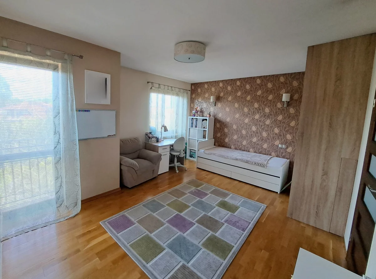 5 pokoi, mieszkanie 141,00 m², piętro 1, oferta nr , 833671, Piaseczno, XXI Wieku