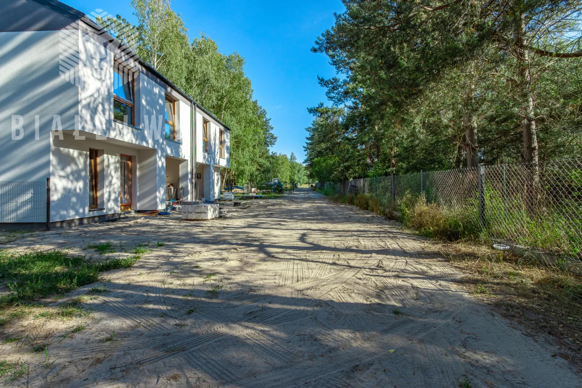 Dom 176,88 m², oferta nr , BLN709878, Orzeszyn, Kasztanowa