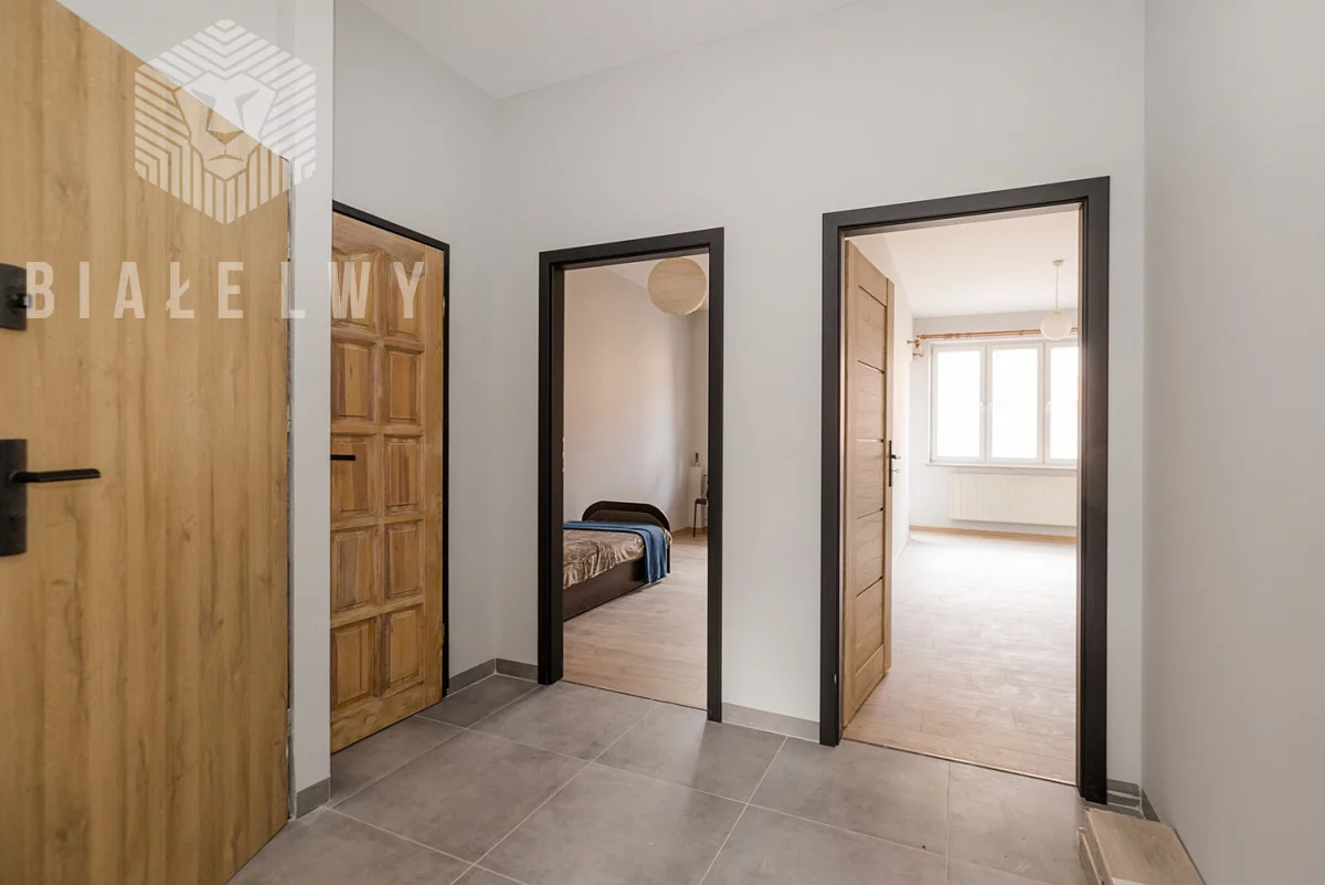 Dom 305,80 m², oferta nr , BLN685271, Grodzisk Mazowiecki