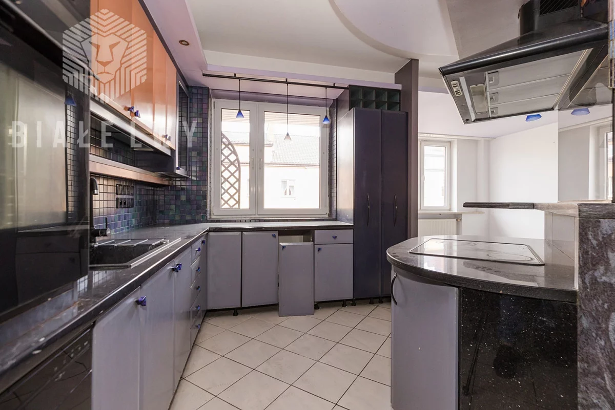 Dom 305,80 m², oferta nr , BLN685271, Grodzisk Mazowiecki