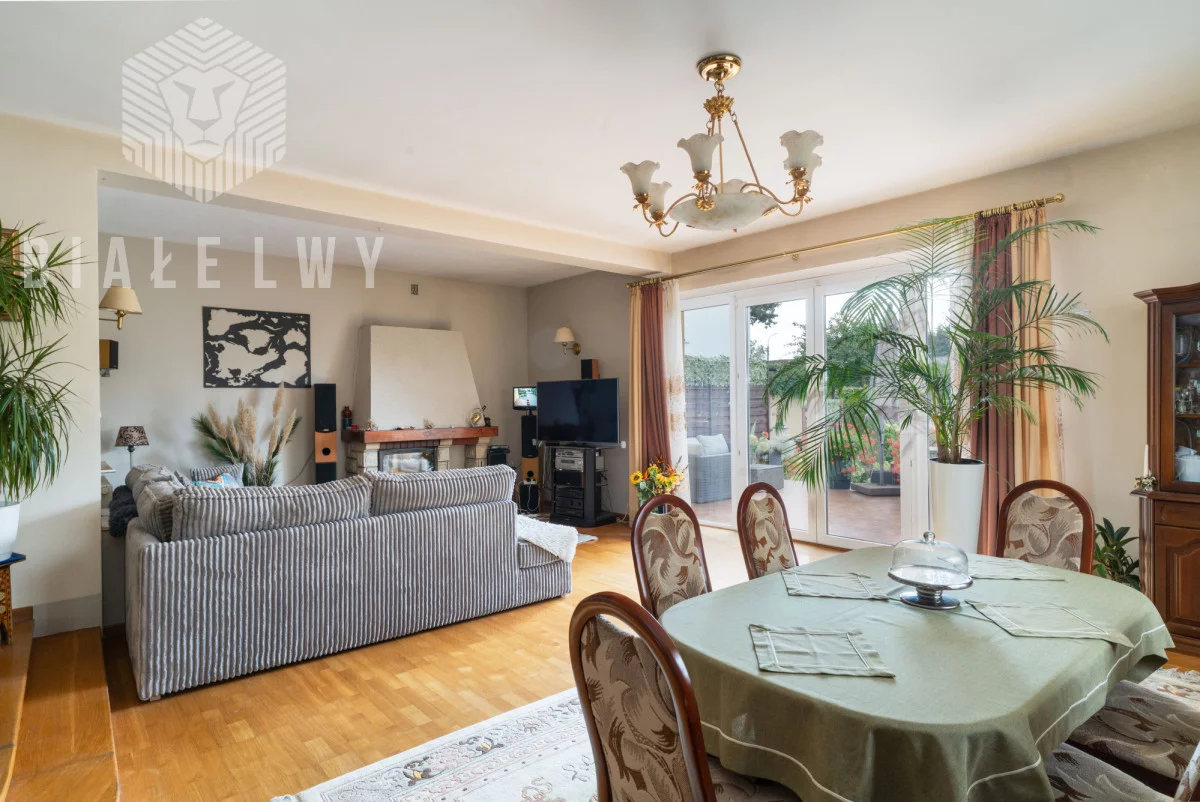 Dom 260,67 m², oferta nr , BLN800250, Sulejówek, 11 Listopada