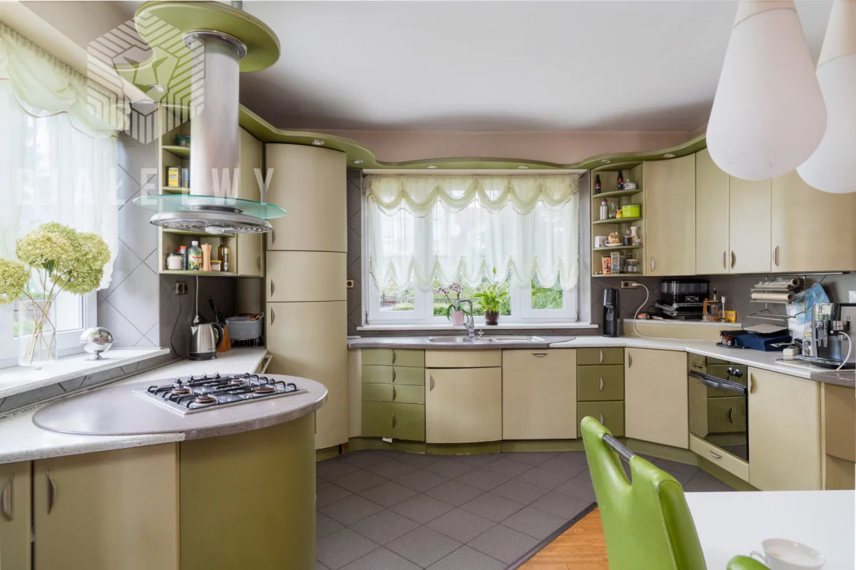 Dom 260,67 m², oferta nr , BLN800250, Sulejówek, 11 Listopada