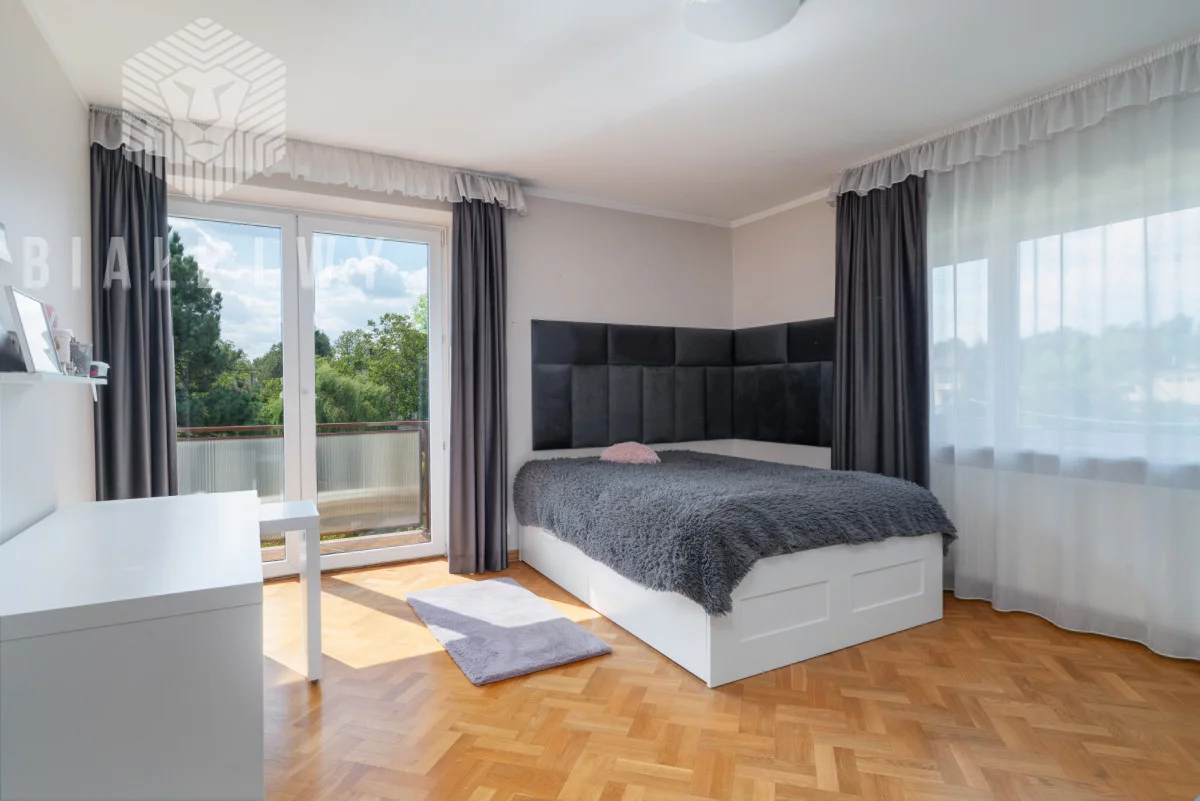Dom 260,67 m², oferta nr , BLN800250, Sulejówek, 11 Listopada