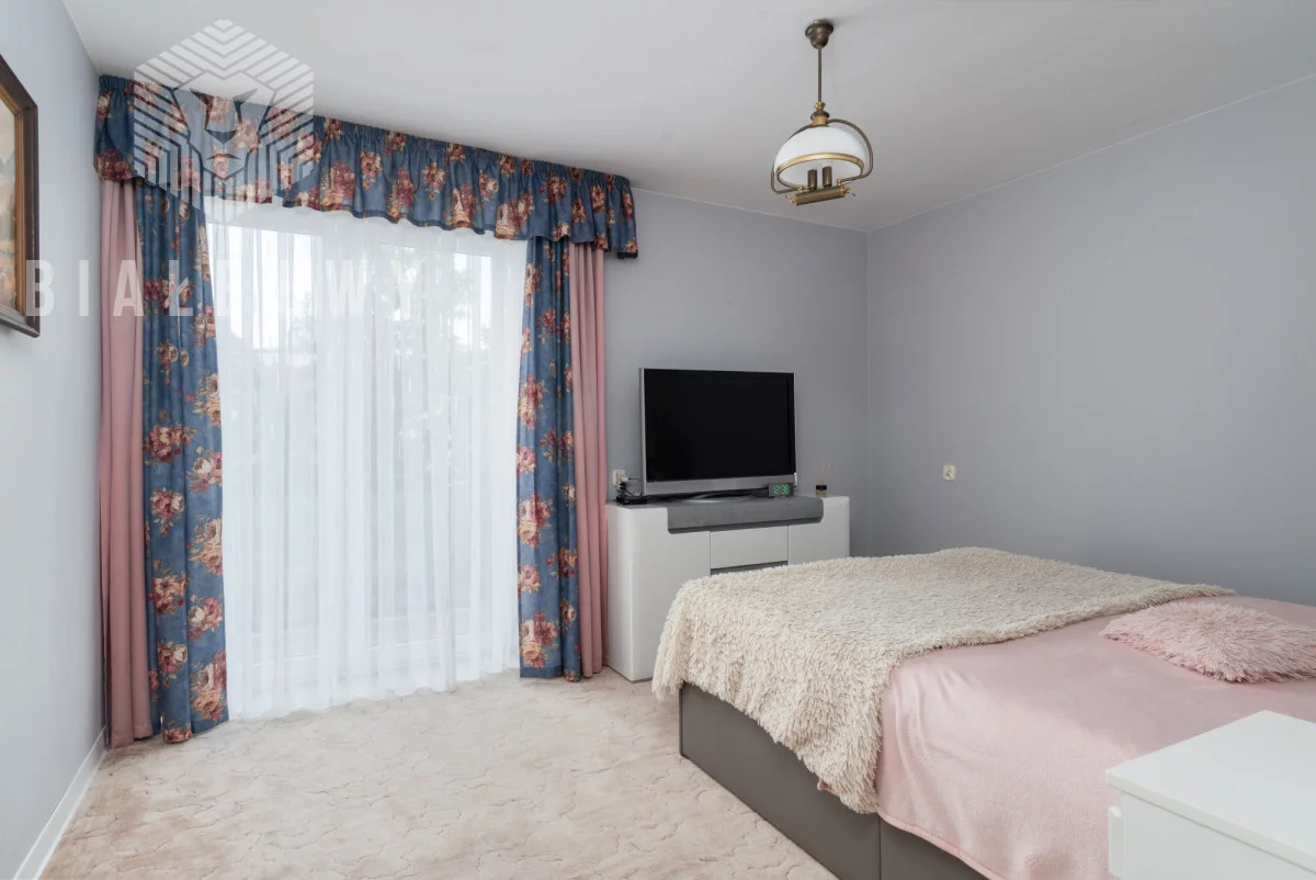 Dom 260,67 m², oferta nr , BLN800250, Sulejówek, 11 Listopada