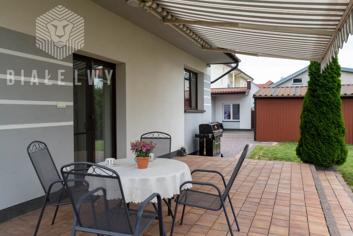 Obiekt 551,91 m², oferta nr , BLN406705, Kobyłka, Kwiatowa