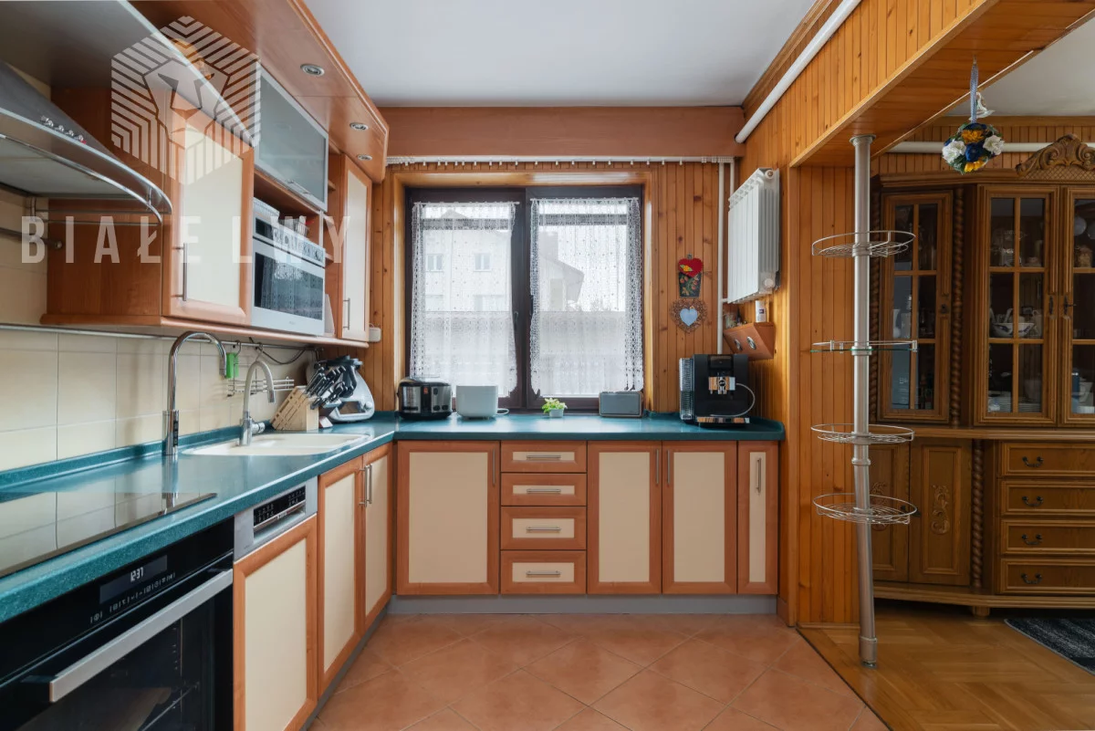 Obiekt 551,91 m², oferta nr , BLN406705, Kobyłka, Kwiatowa