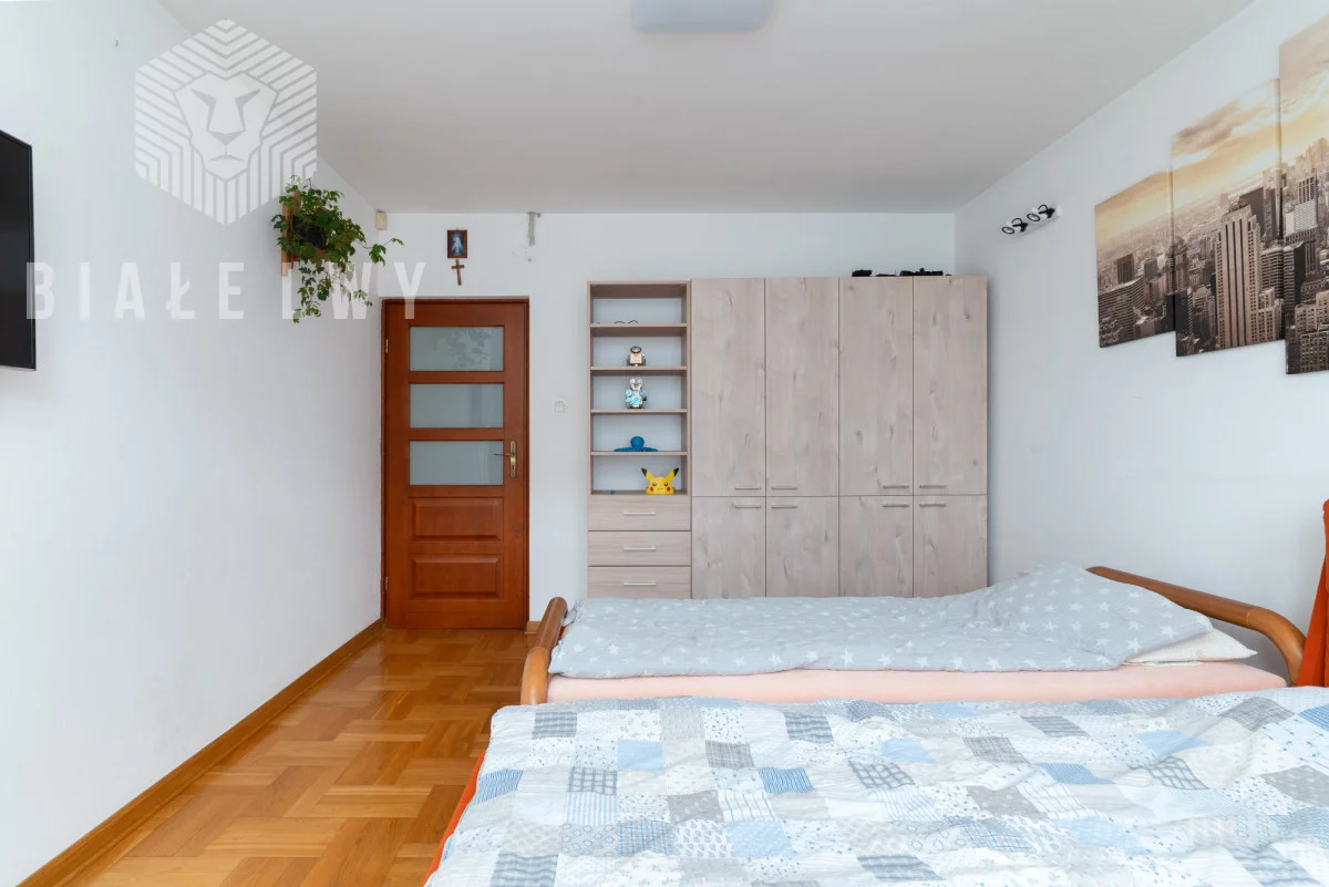 Obiekt 551,91 m², oferta nr , BLN406705, Kobyłka, Kwiatowa