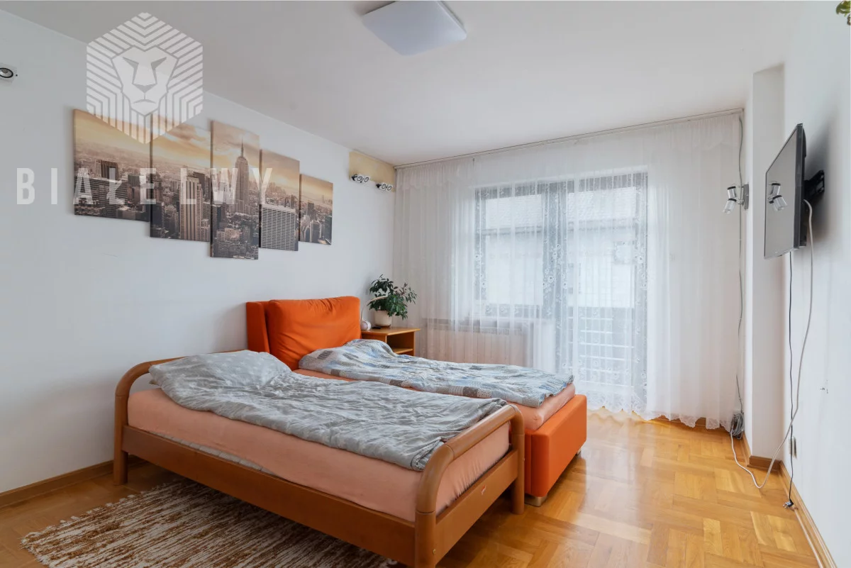 Obiekt 551,91 m², oferta nr , BLN406705, Kobyłka, Kwiatowa