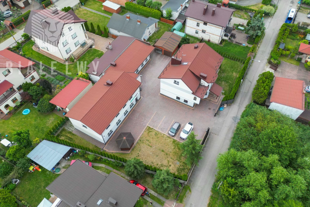 Obiekt 551,91 m², oferta nr , BLN406705, Kobyłka, Kwiatowa