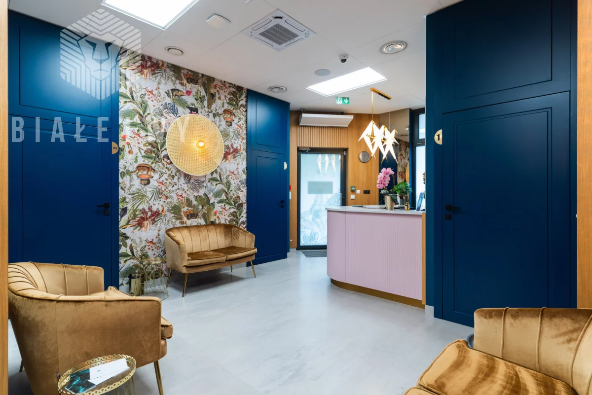 Lokal użytkowy 233,00 m², Warszawa, Ursynów, Wilhelma Konrada Roentgena, Wynajem