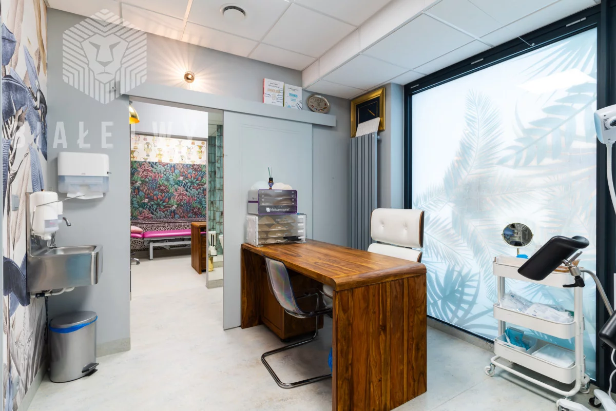 Lokal użytkowy 233,00 m², oferta nr , BLN219522, Warszawa, Ursynów, Ursynów, Wilhelma Konrada Roentgena