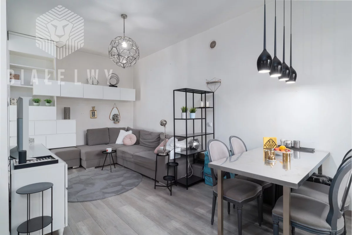 Apartamenty BLN319818 Warszawa Śródmieście Nowowiejska