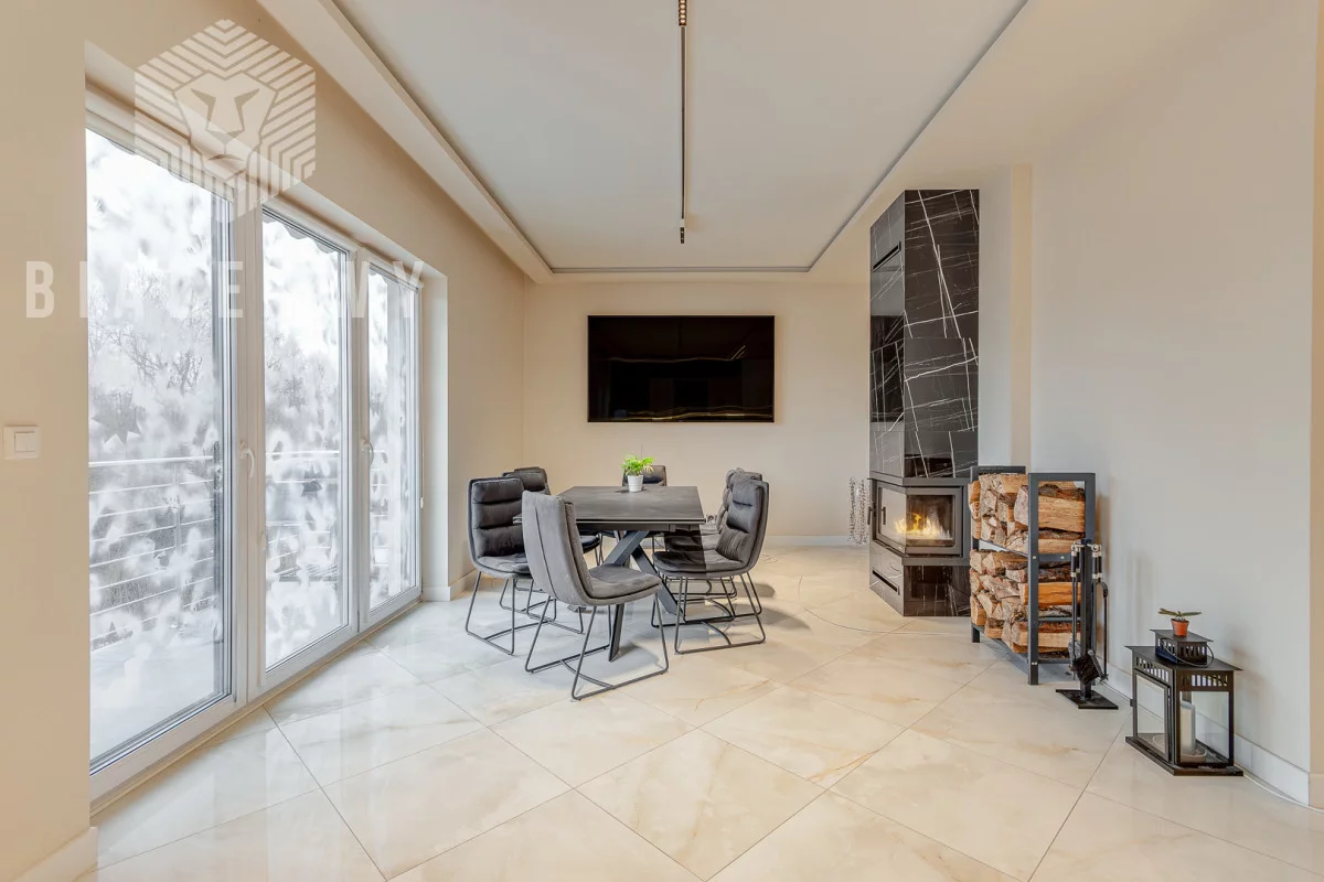 Mieszkanie pięciopokojowe 142,23 m², Marki, Sprzedaż