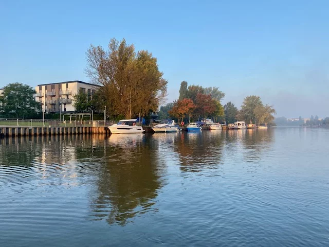 Miasto Marina_widok na rzekę_3 pok.