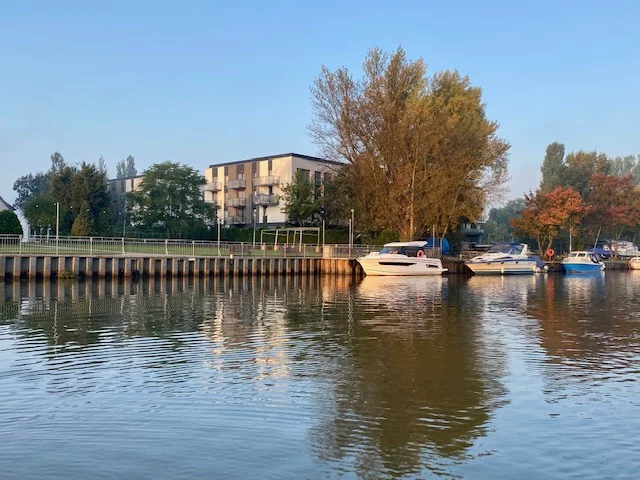 Miasto Marina_widok na rzekę_3 pok.