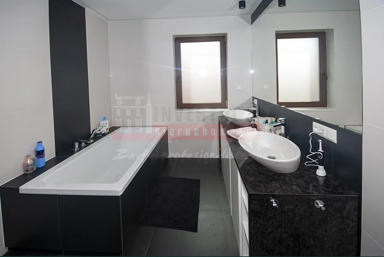 Dom 285,00 m², oferta nr , 15294, Opole, Czarnowąsy