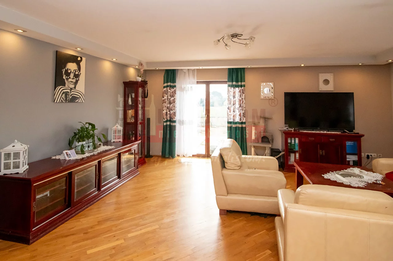 Lokal użytkowy 1 250,00 m², oferta nr , 16341, Kolanowice