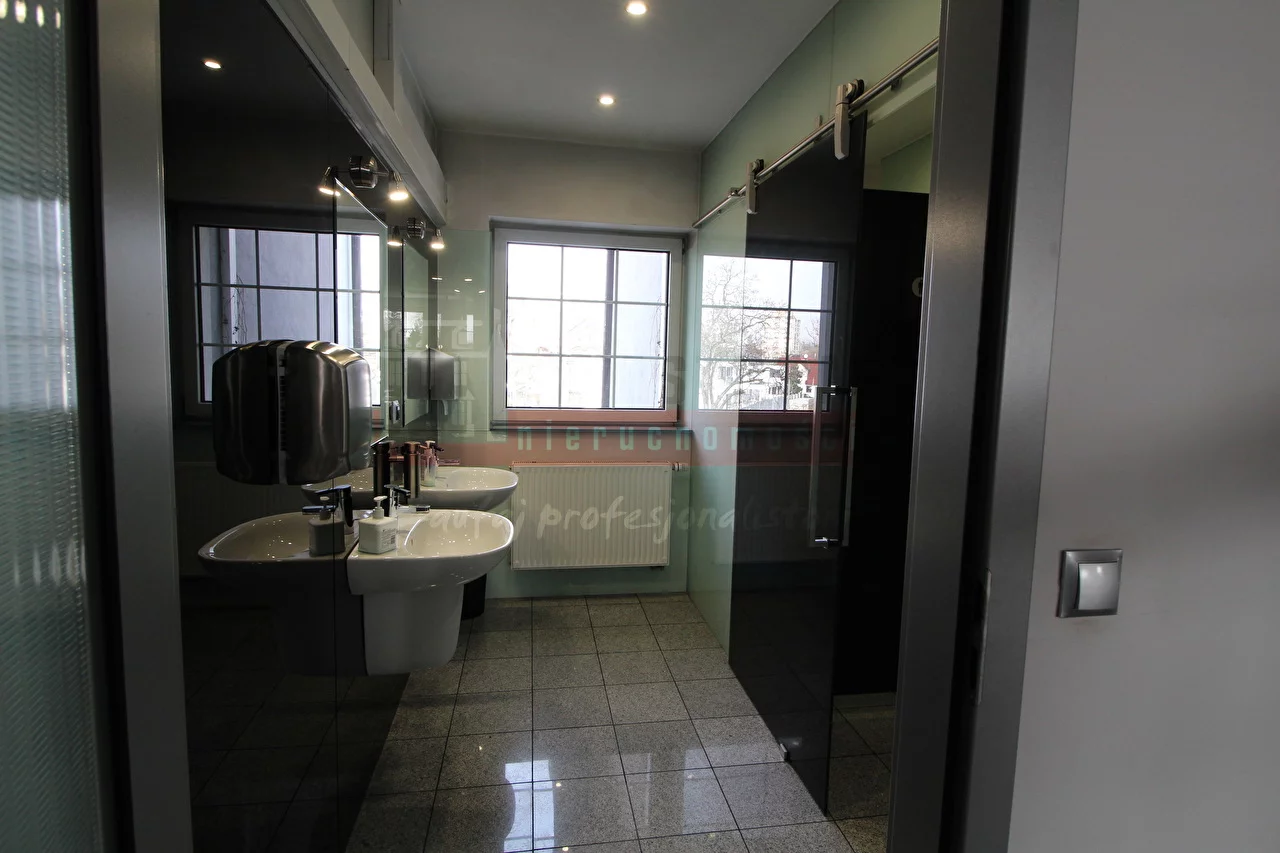 Lokal użytkowy 453,00 m², oferta nr , 14975, Opole, Zaodrze