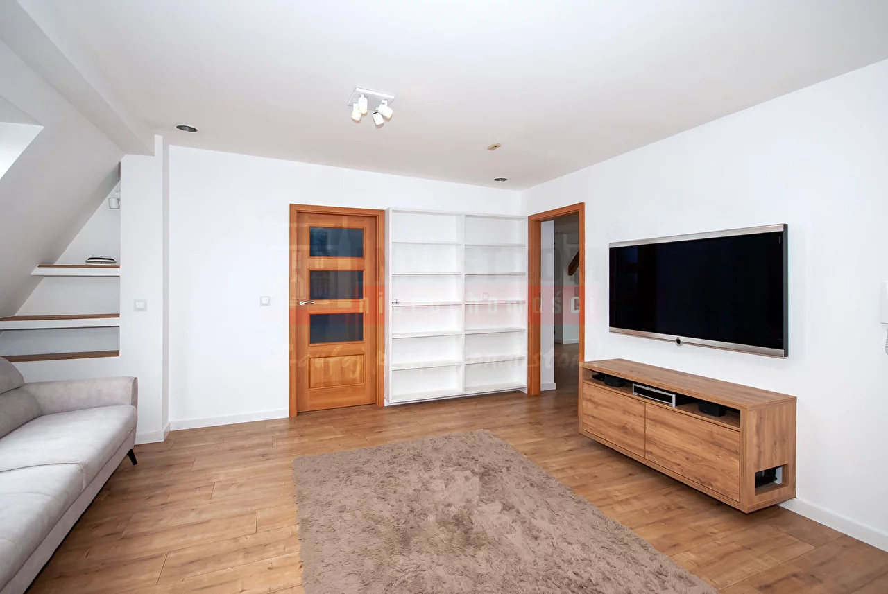 3 pokoje, mieszkanie 55,00 m², piętro 4, oferta nr , 16402, Opole, Śródmieście