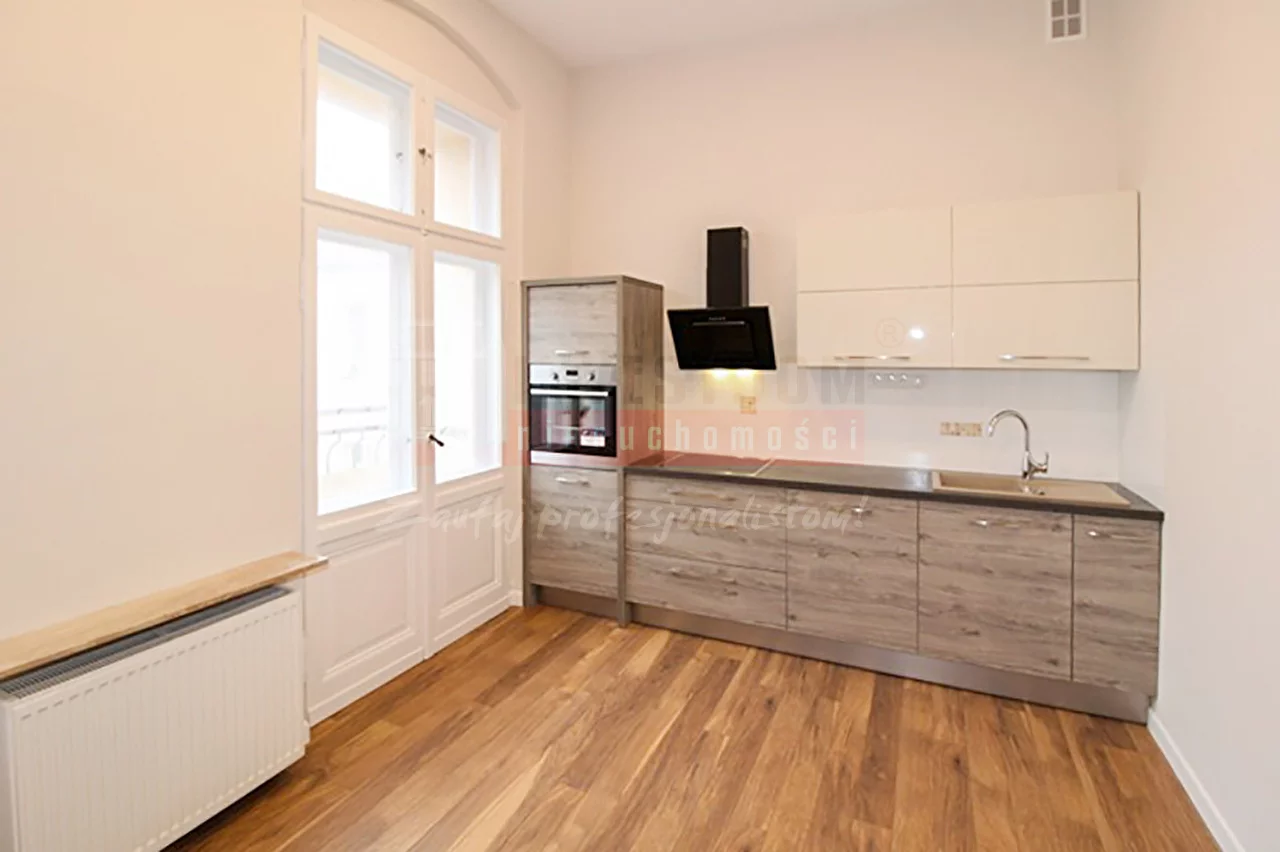 5 pokoi, mieszkanie 156,00 m², piętro 2, oferta nr , 15953, Opole