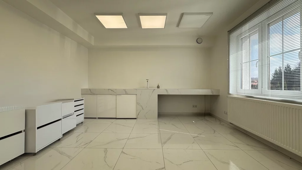 Lokal użytkowy 432,00 m², oferta nr , 17/7393/OOS, Rzeszów, al. gen. Władysława Sikorskiego