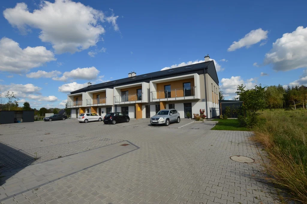 Mieszkanie 121,06 m², piętro 1, oferta nr , 1970/7393/OMS, Rzeszów, Aroniowa