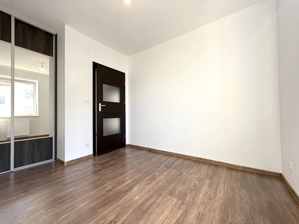 4 pokoje, mieszkanie 85,00 m², piętro 3, oferta nr , 2600/7393/OMS, Rzeszów, Krośnieńska