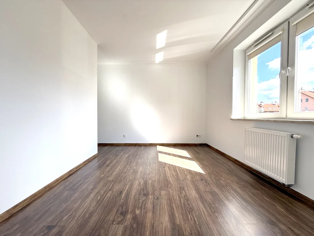 4 pokoje, mieszkanie 85,00 m², piętro 3, oferta nr , 2600/7393/OMS, Rzeszów, Krośnieńska