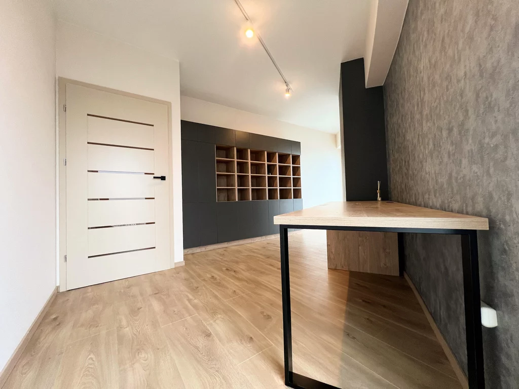 4 pokoje, mieszkanie 123,00 m², piętro 21, oferta nr , 2495/7393/OMS, Rzeszów, Podwisłocze