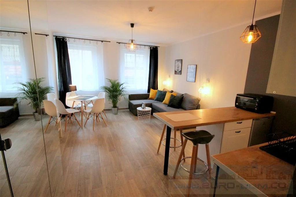 1 pokój, mieszkanie 26,00 m², piętro 1, oferta nr , EDO-MW-4383, Poznań, Św. Łazarz, Łazarz, Zwierzyniecka