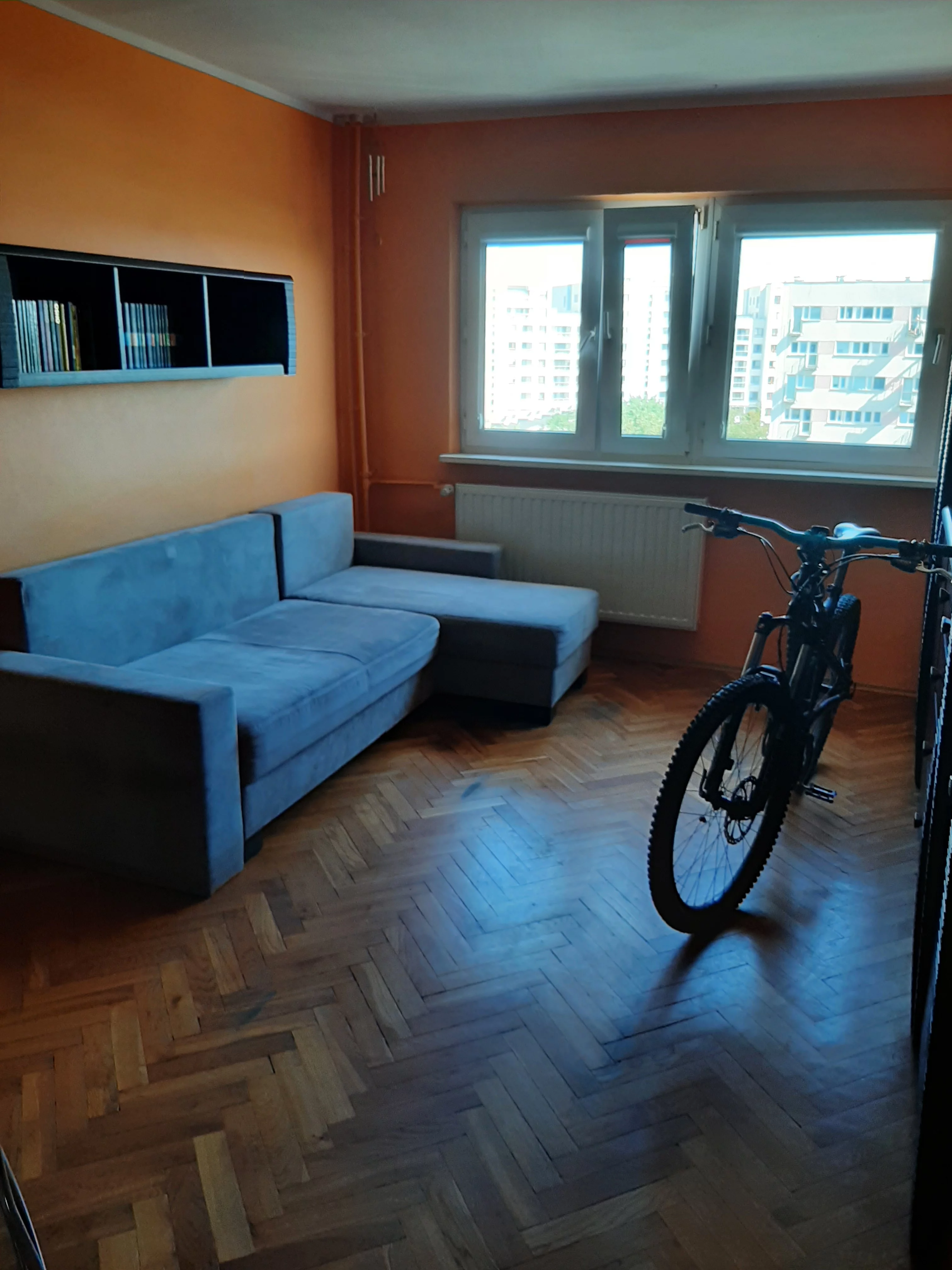 SPRZEDAM MIESZKANIE WARSZAWA-BIELANY. 37m² 2 POKOJE