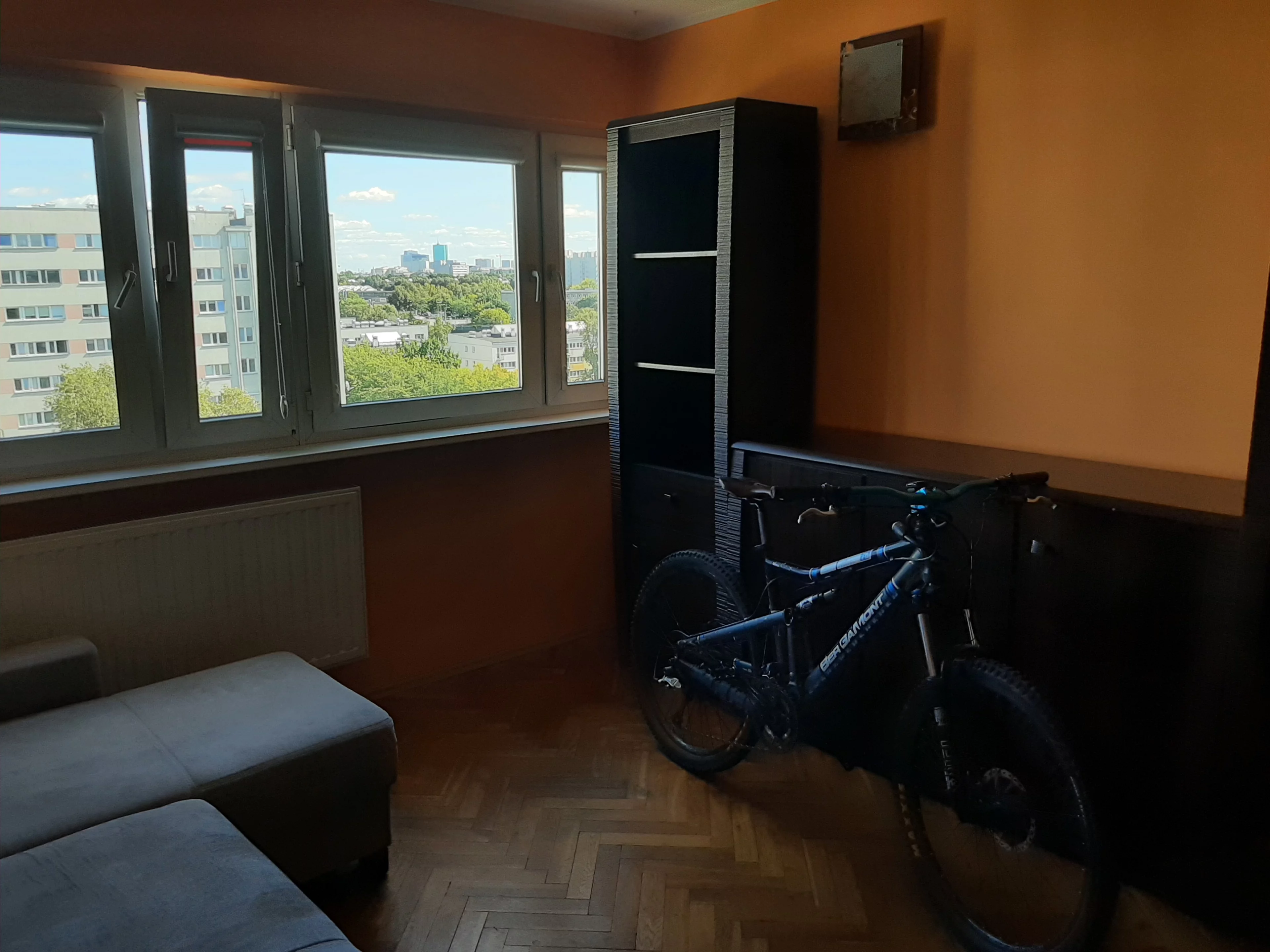 SPRZEDAM MIESZKANIE WARSZAWA-BIELANY. 37m² 2 POKOJE