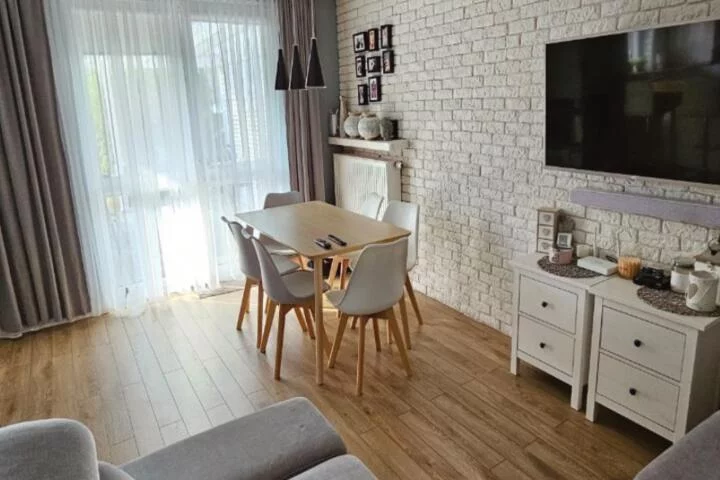 Mieszkanie na sprzedaż, 64,00 m², 3 pokoje, parter, oferta nr 108