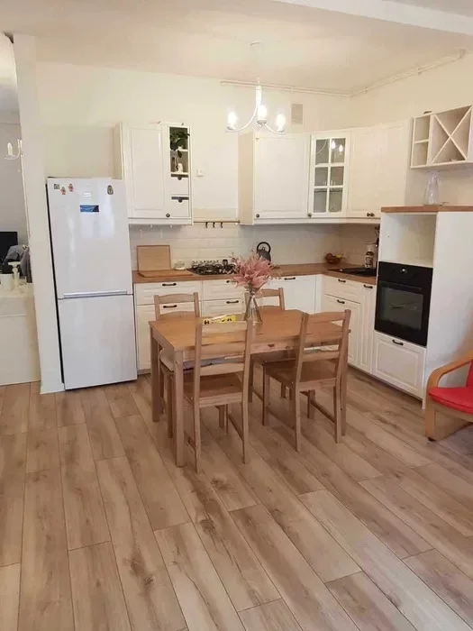 5 pokoi, mieszkanie 130,00 m², piętro 1, oferta nr , 3/17291/OMS, Marki, Zielona