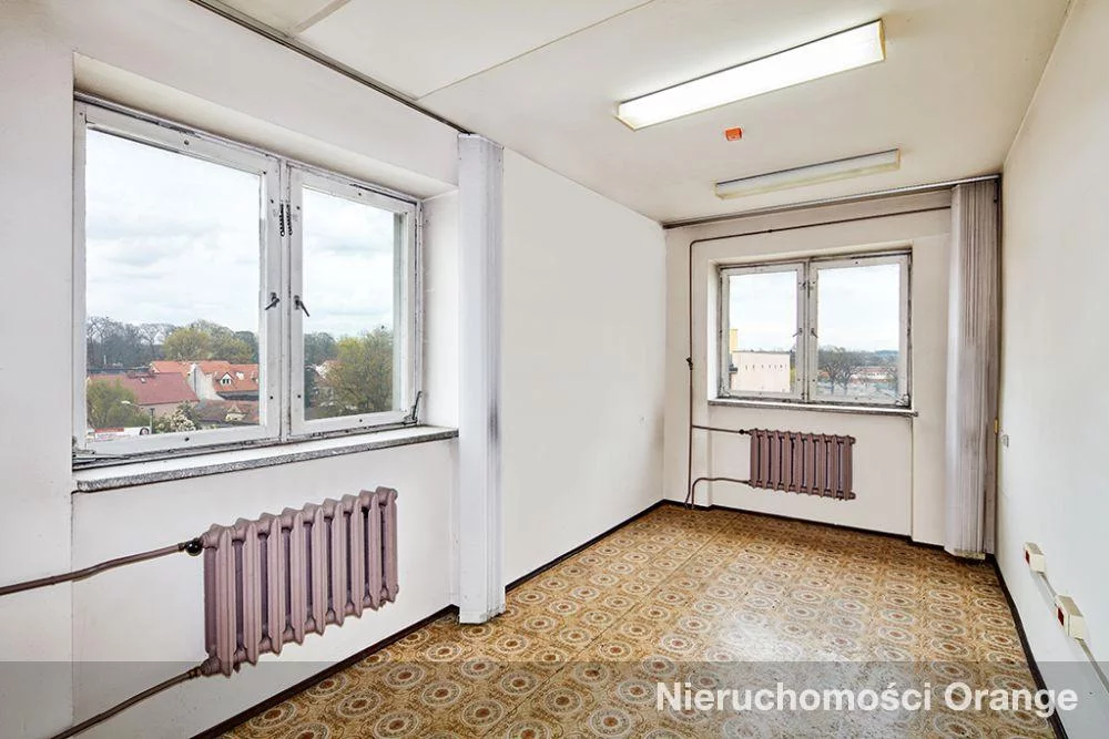 Biuro 2 021,00 m², oferta nr , T00761, Wołów, ul. Fryderyka Chopina