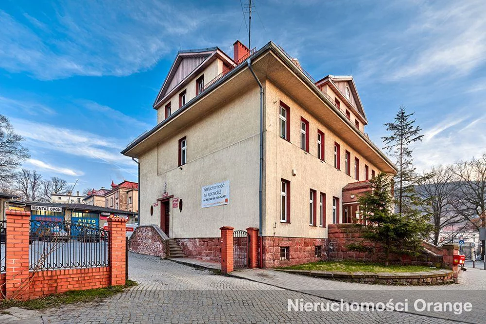 Biuro 1 832,00 m², oferta nr , T04824, Nowa Ruda, ul. Niepodległości