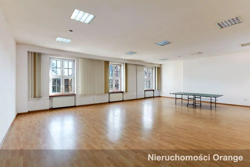 Obiekt 2 159,00 m², oferta nr , T09565, Brzeg, ul. Powstańców Śląskich 1, 5,