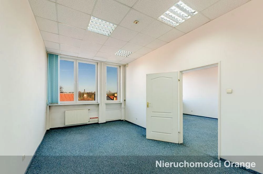 Biuro 1 850,00 m², oferta nr , T06138, Łask, ul. Stefana Żeromskiego