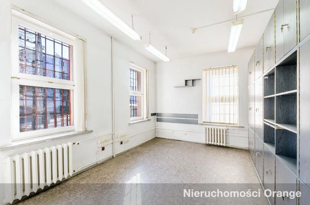 Biuro 817,00 m², oferta nr , T09788, Błonie, ul. Targowa