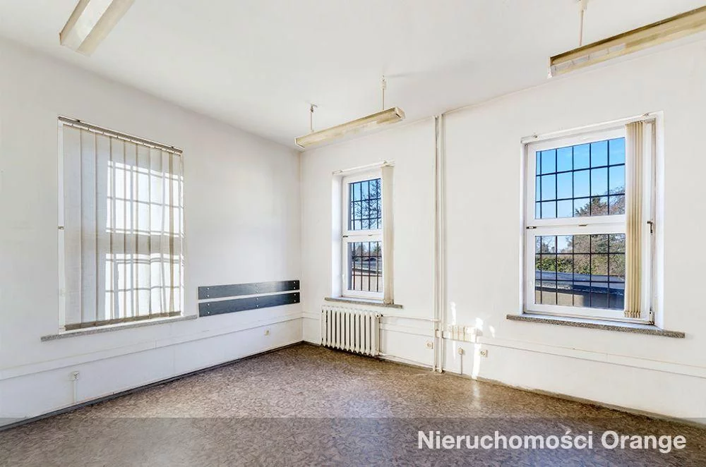 Biuro 817,00 m², oferta nr , T09788, Błonie, ul. Targowa