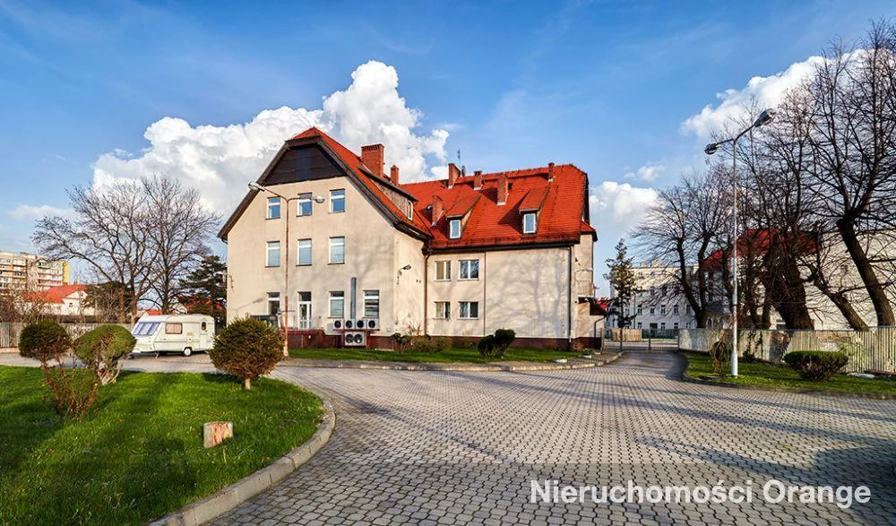 Obiekt 2 065,00 m², oferta nr , T09879, Bielawa, ul. Żeromskiego